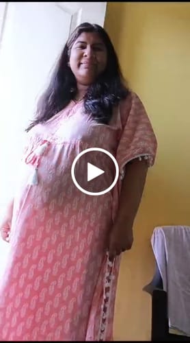 Customer video review of Light Pink Printed Front Zipper Maternity Feeding Kaftan
