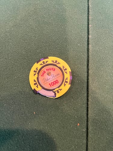 Customer photo review of Poker Set The Nuts Tournament 1000