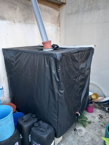 Customer photo review of Housse Premium pour Réservoir d'eau 1000L