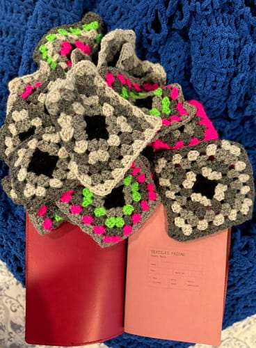 Customer photo review of Textiles Friend