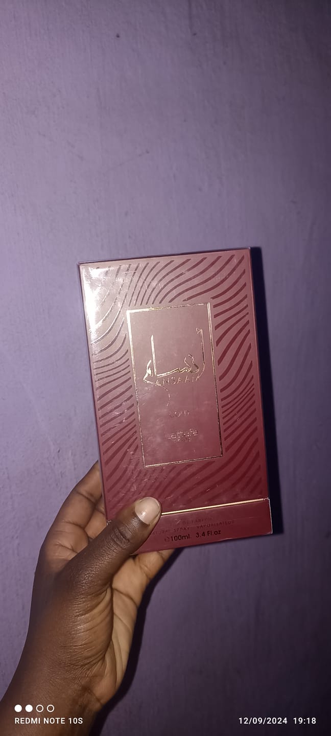 Customer photo review of Ansaam Gold Lattafa Perfumes 100 ml