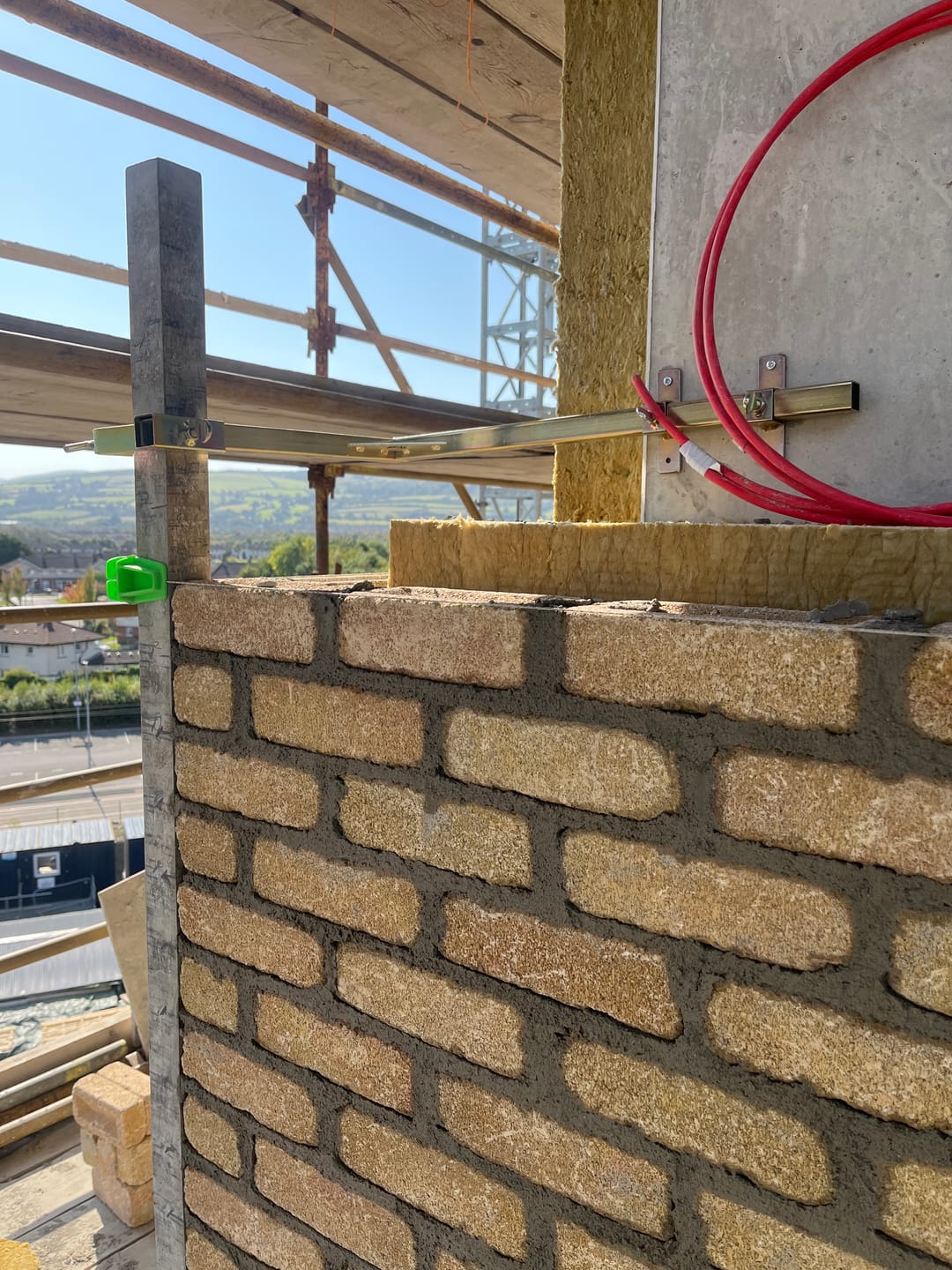 Customer photo review of Gallows Bracket with Timber and Profile Clamps