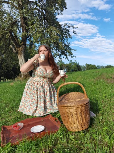 Customer photo review of Choose a fabric: Valentina Dress