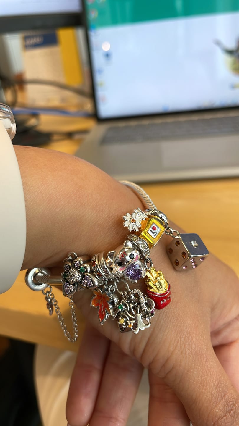 Customer photo review of Charm Casa, Árbol & Infinito "Forever Family"
