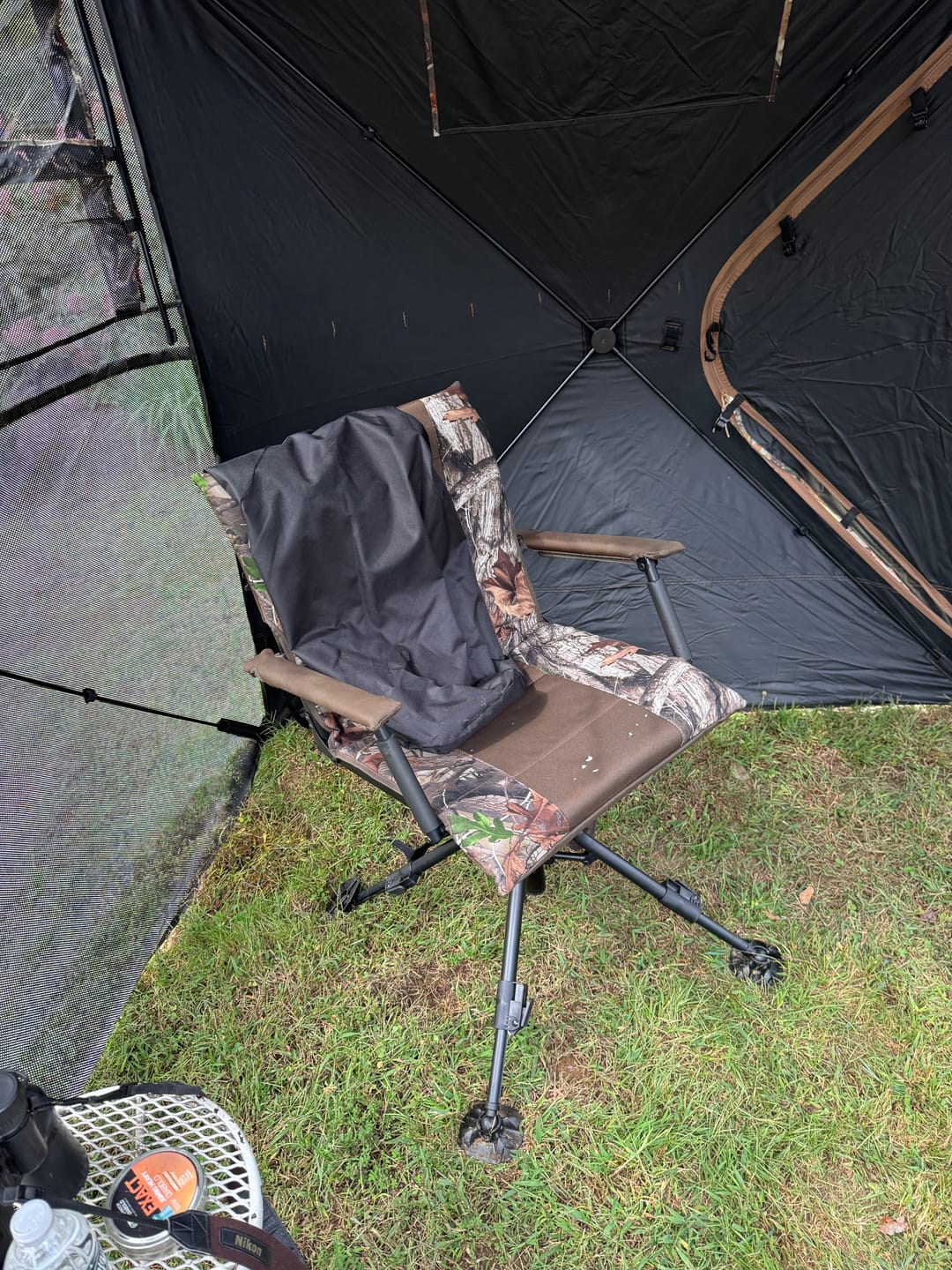 Customer photo review of TideWe Heated Hunting Chair Adjustable Height 360°  Swivel Blind Chair With Armrests