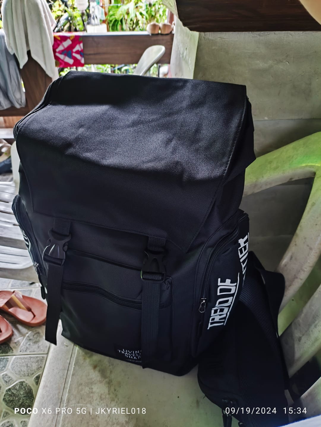 Customer photo review of TRAVEL LARGE BACKPACK with LAPTOP COMPARTMENT