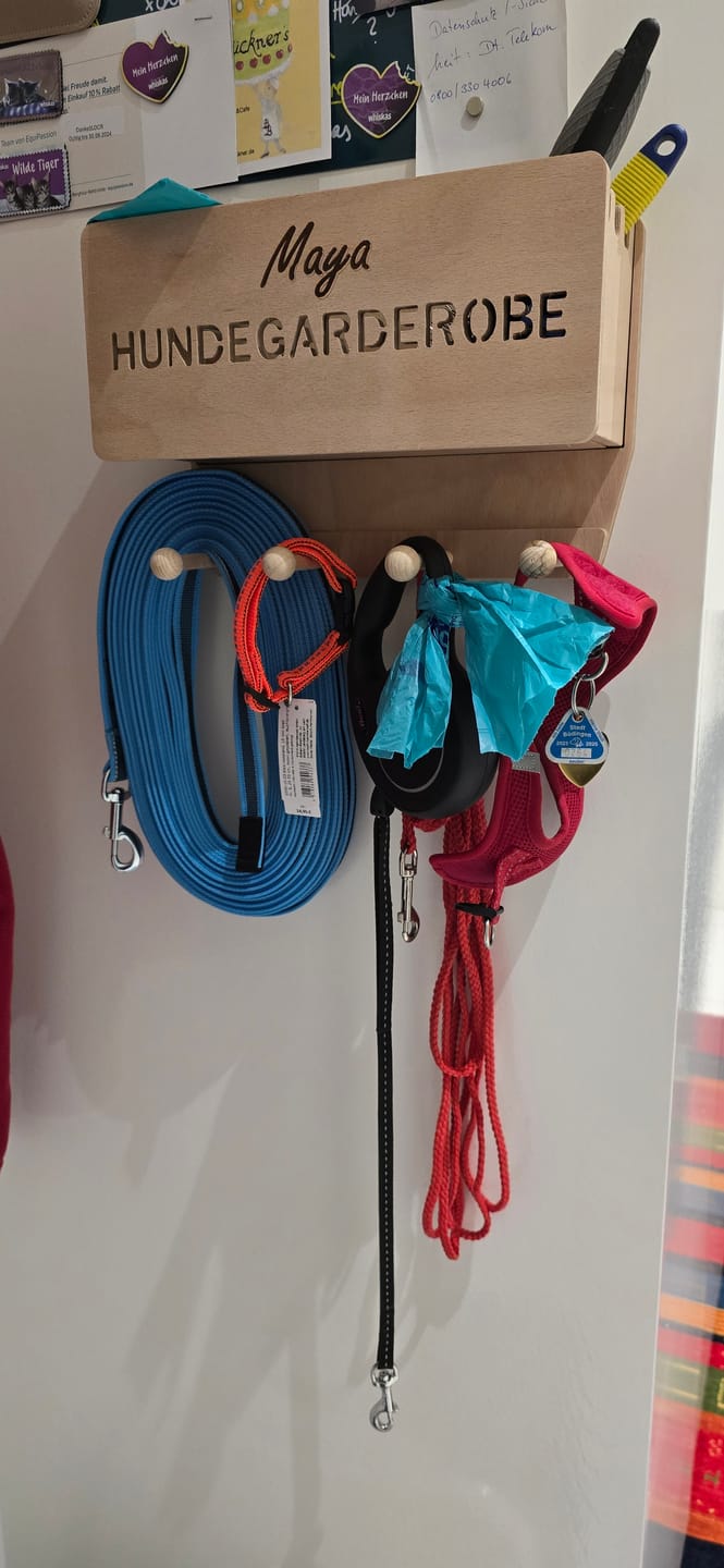 Customer photo review of PERSONALISIERUNG: Hundegarderobe Classic