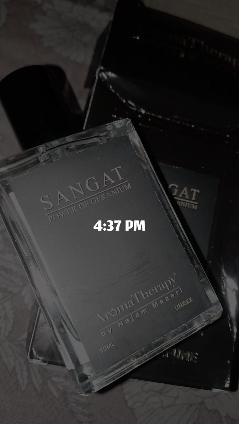Customer photo review of Sangat Natural Perfume -Made With Geranium - A Powerful Fragrance to Inspire!!