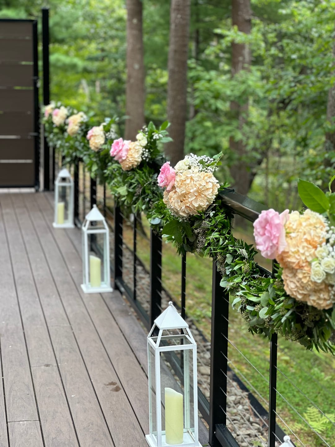 Customer photo review of 5' FRESH Sample Garland