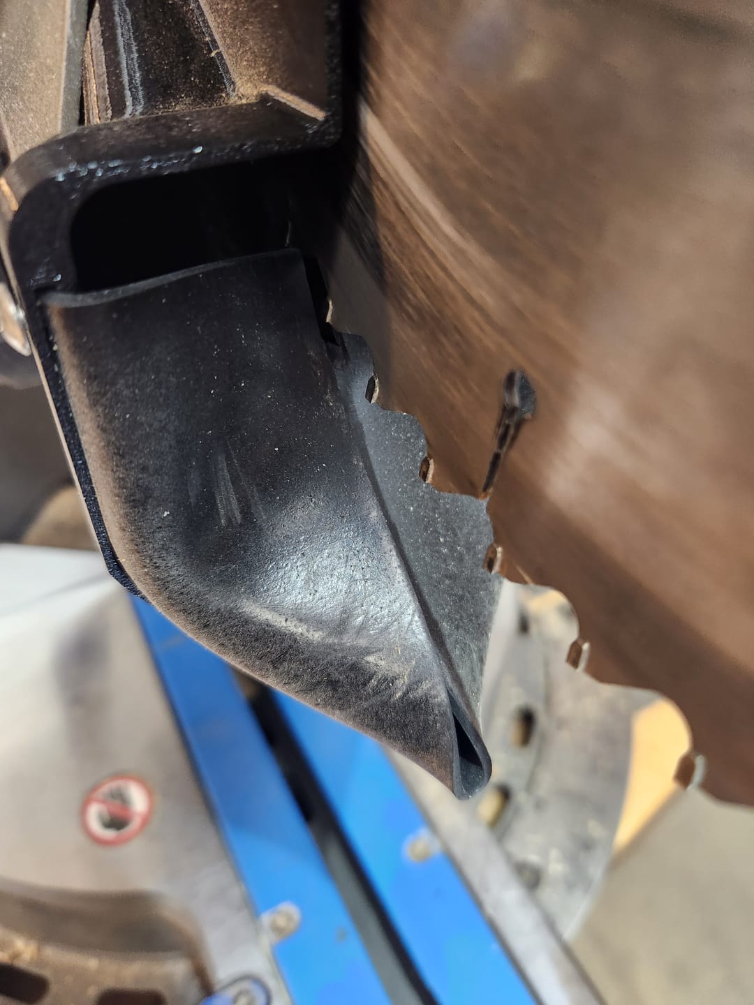 Customer photo review of Delta Cruzer Miter Saw Dust Collection