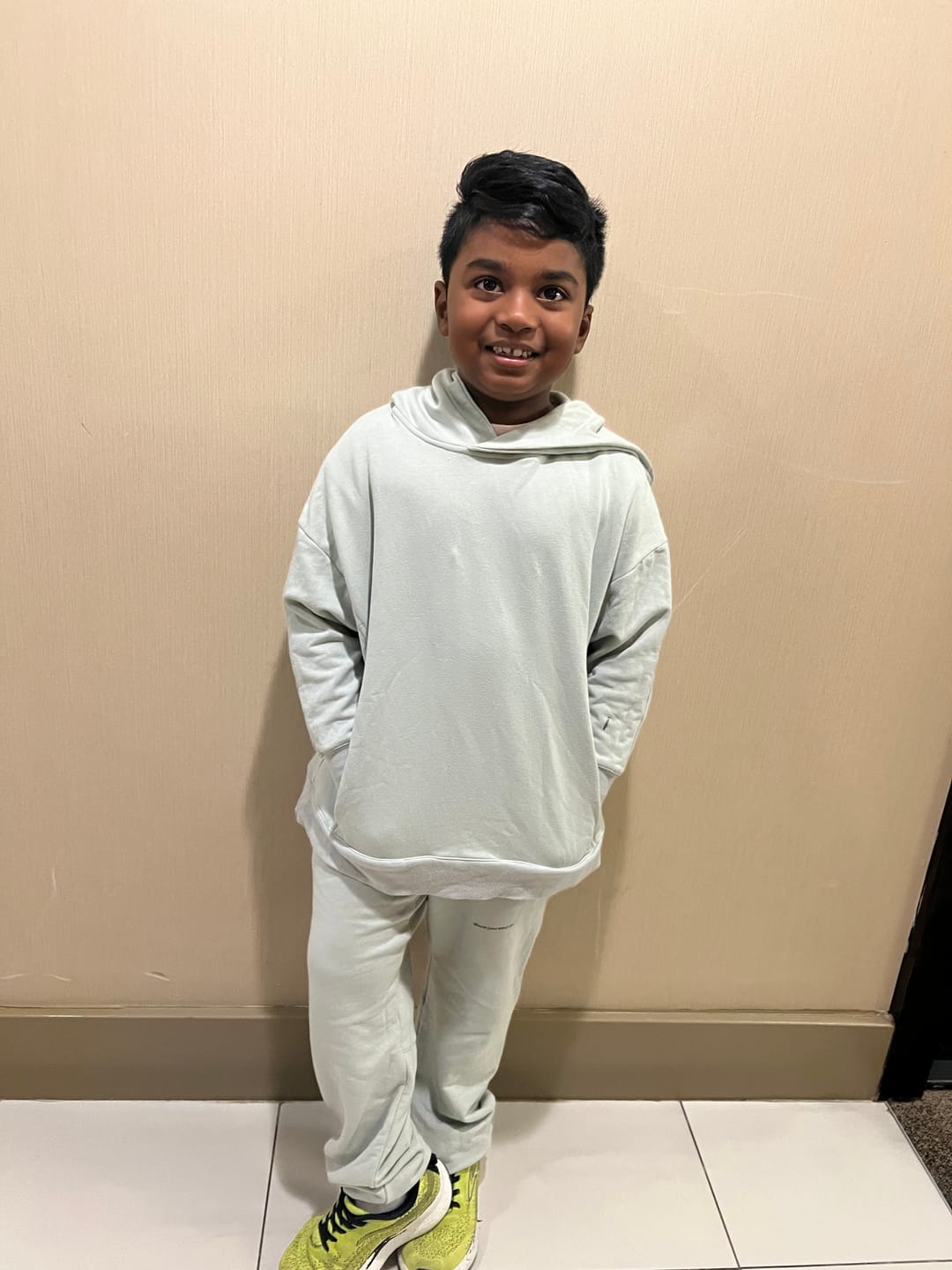 Customer photo review of 4 Season Sweatpants