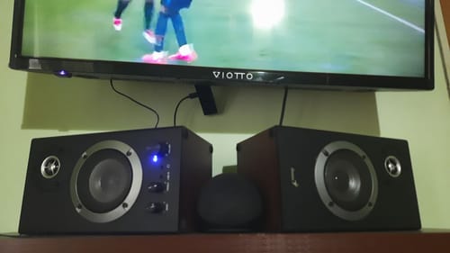 Customer photo review of Cornetas Genius SP-HF1200B Altavoz de 36 Vatios, audio 3.5mm , RCA to 3.5mm, Type-C to 3.5mm Color Madera