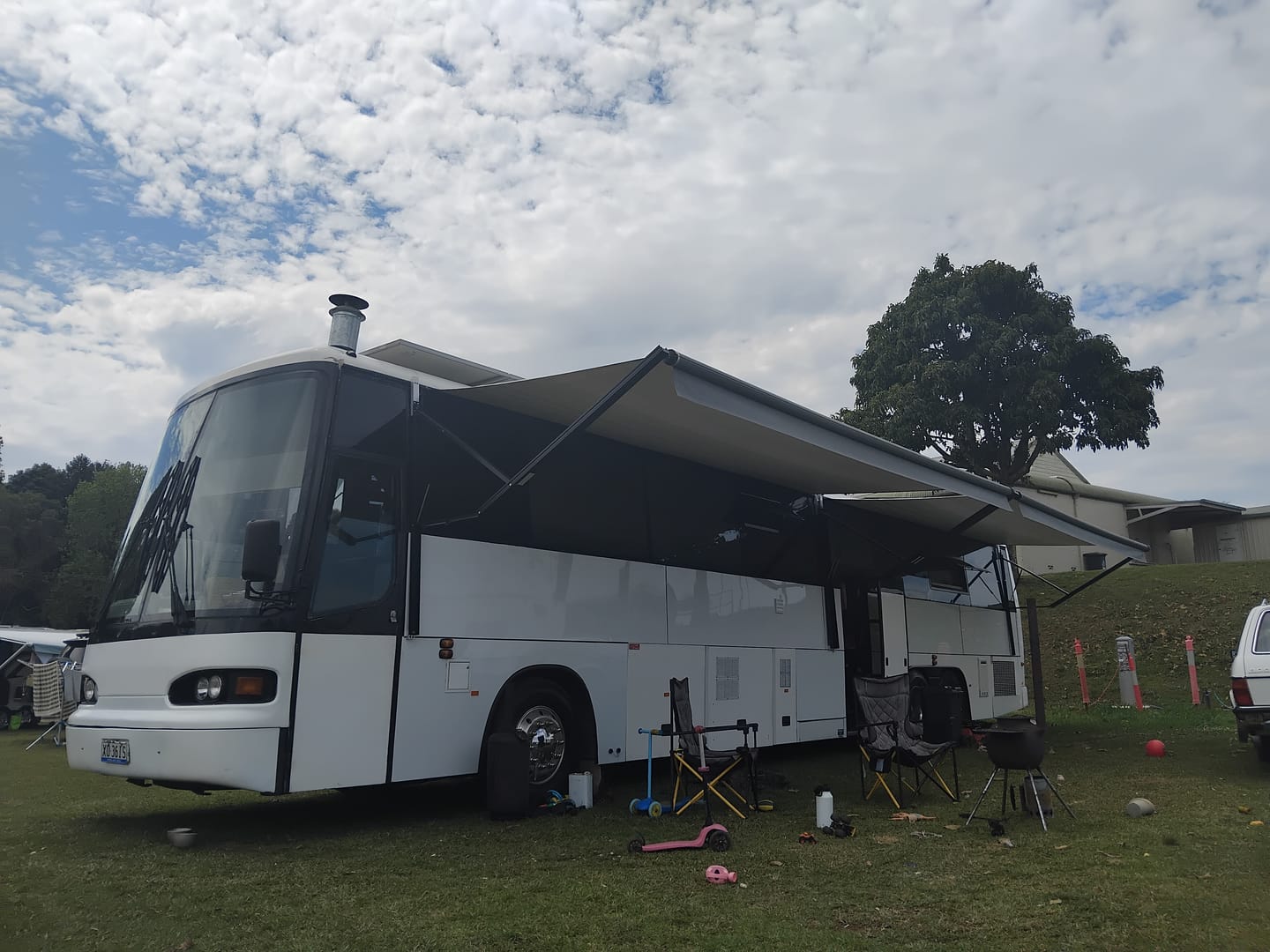 Customer photo review of Awnlux 12v Electric Caravan Awning W-5700C