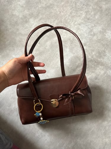 Customer photo review of Olives Vintage Shoulder Bag