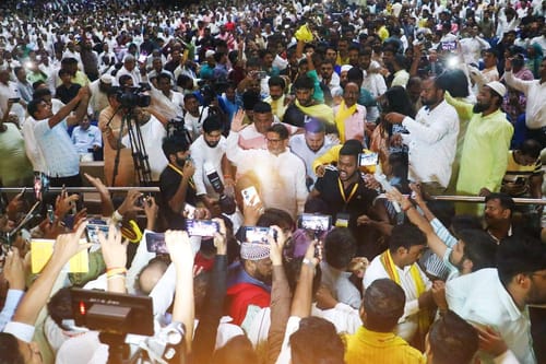 Customer photo review of Slim Fit Cargo Pants Mustard-9 pockets