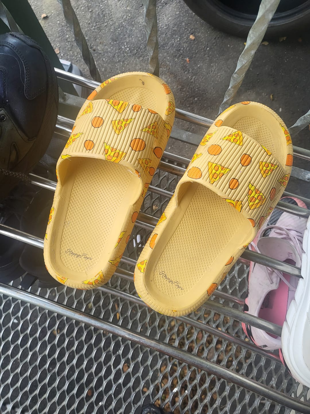 Customer photo review of HappyFlops Limited Editions