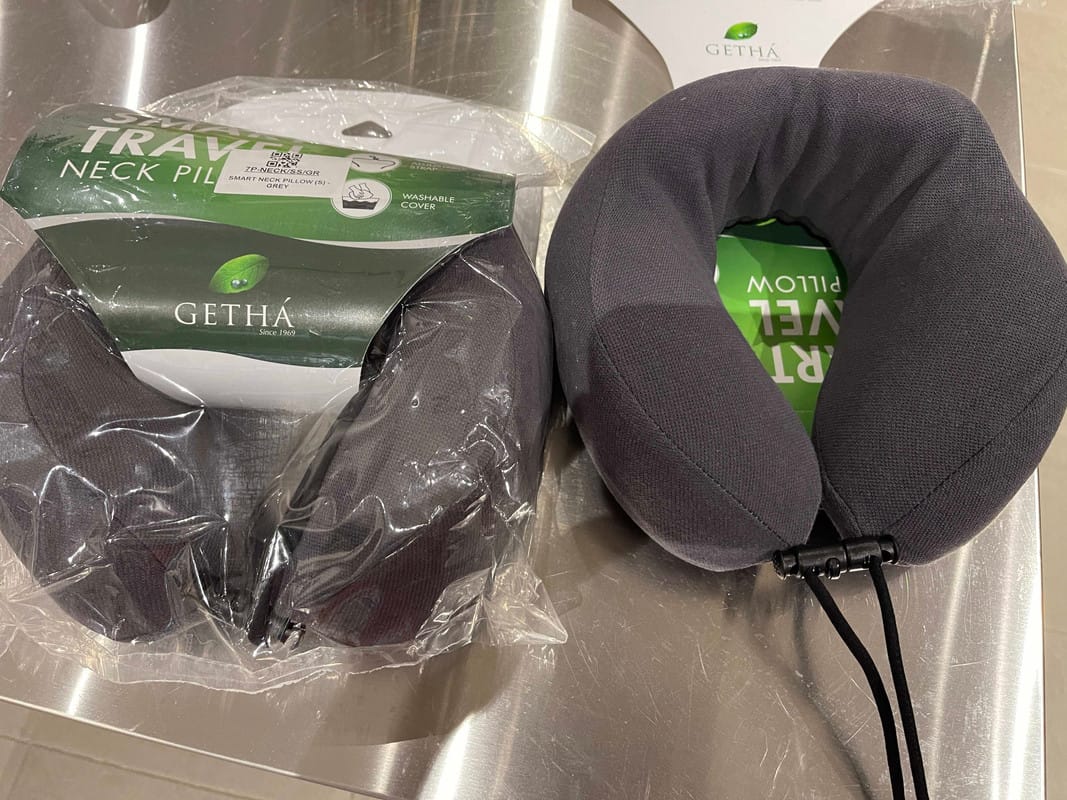 Customer photo review of Smart Neck Latex Pillow - Small