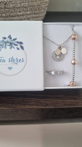 Customer photo review of Charm targhetta iniziale