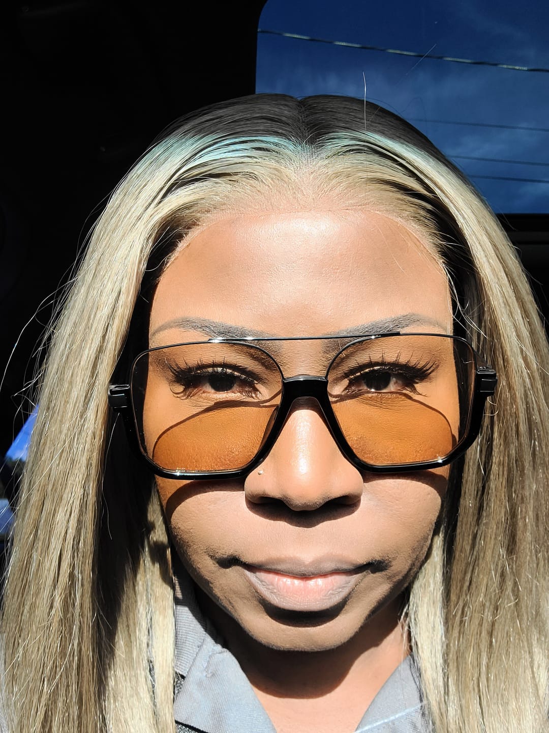 Customer photo review of Sensationnel Bare Lace Glueless Synthetic Extra Transparent Luxe 13X6 Lace Front Wig - 13X6 UNIT 3