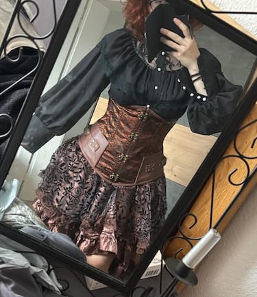 Customer photo review of Brocade Steampunk underbust corset