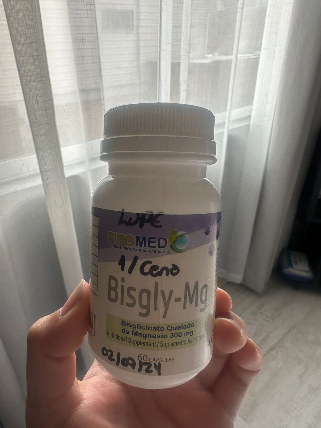 Customer photo review of Bisgly Mg 300 mg-60 cáps