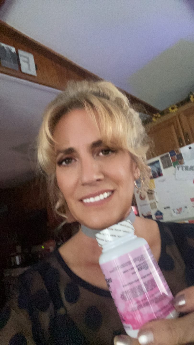 Customer photo review of ProYoni Vaginal Probiotic