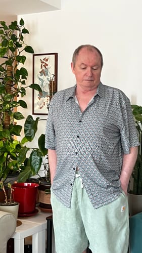 Customer photo review of Chemise à manches courtes décontractée vintage géométrique boutonnée pour homme