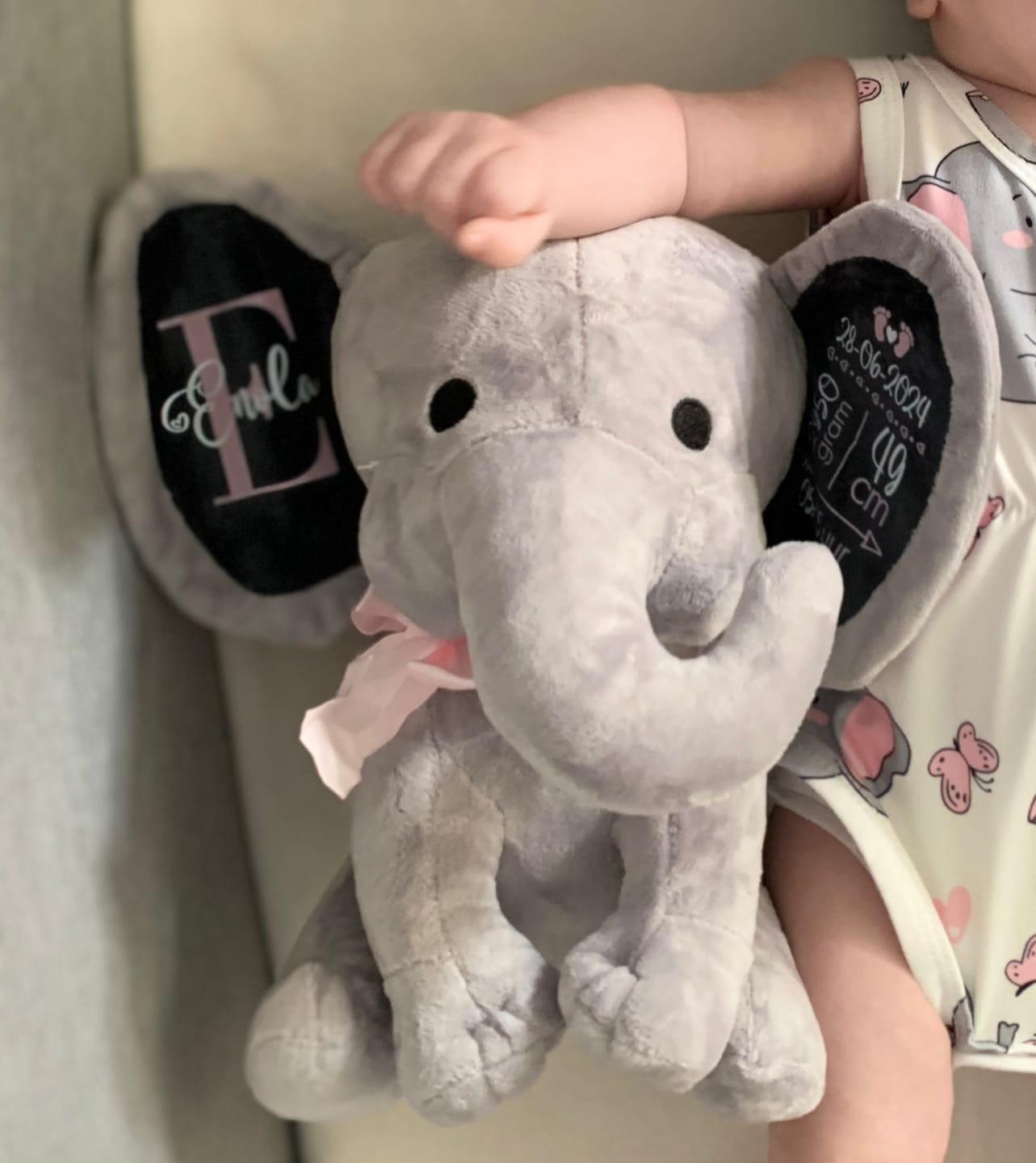 Customer photo review of Knuffelolifant - Baby-Knuffel