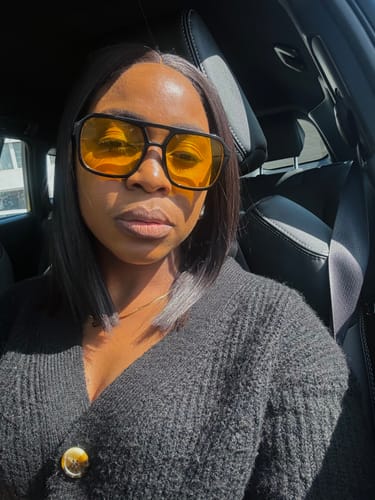 Seladi P. review of Vietnamese SDD Bone Straight Natural Colour 2x6 12 inch Bob Wig image 1 out of 2