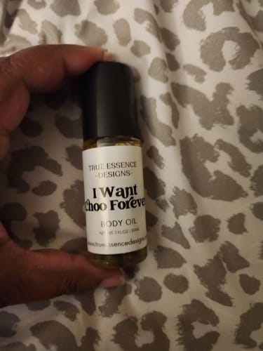 Customer photo review of JMCH909 I Want CH00 Forever Body Oil - Women