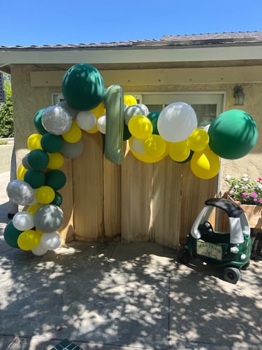 Customer photo review of Golf Ball Balloons (3)