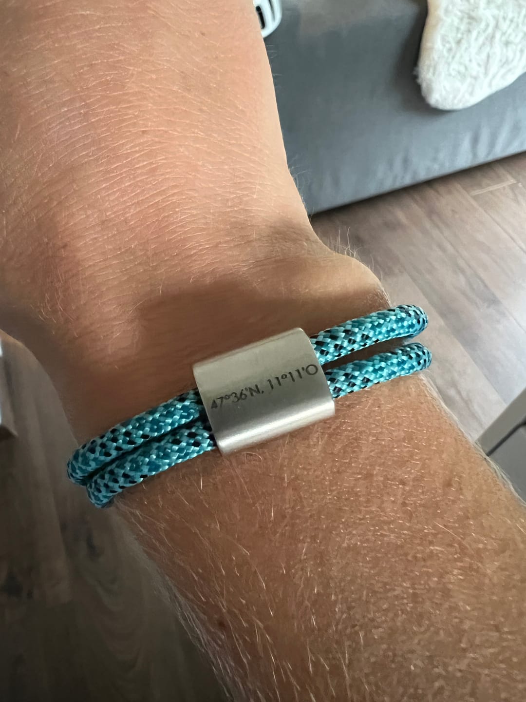 Customer photo review of Gravur Armband LOVE KOORDINATEN