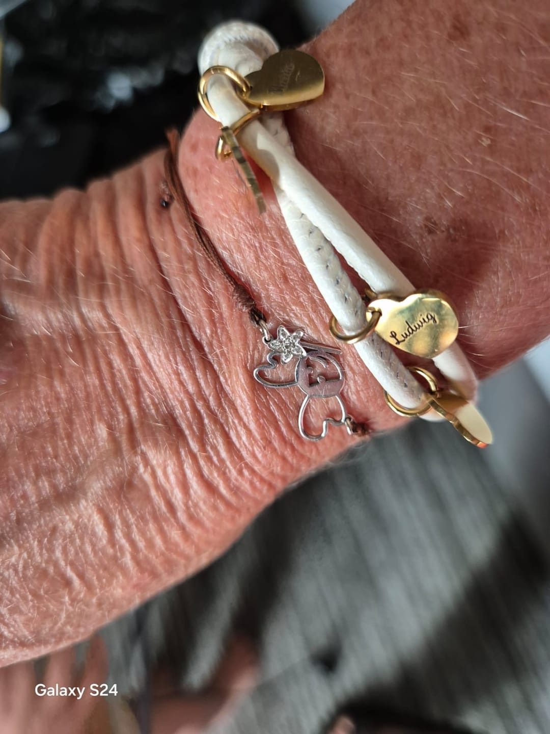 Customer photo review of Meine Liebsten - Familien-Lederarmband