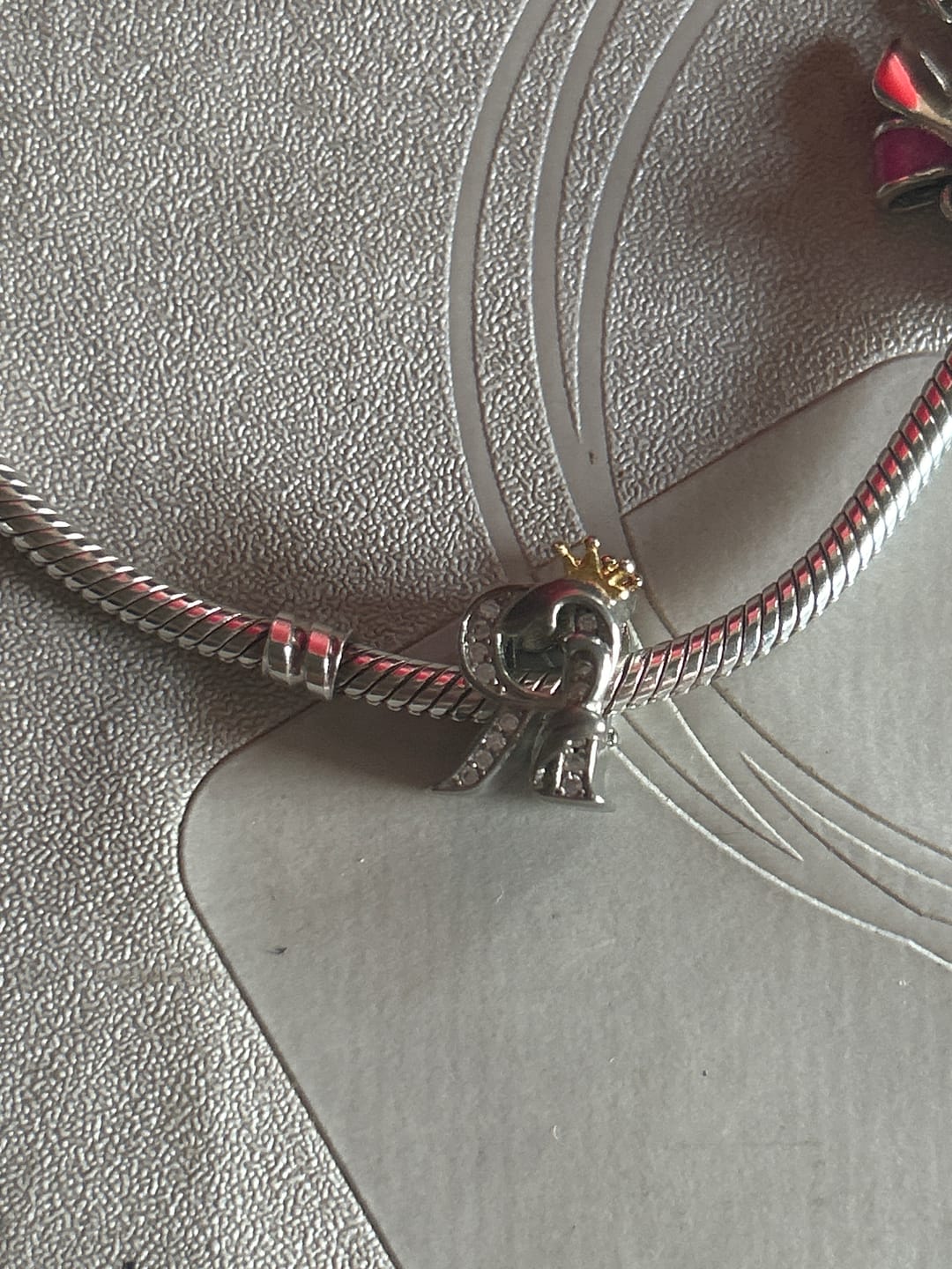 Customer photo review of Charm Letras del Alfabeto Elegantes
