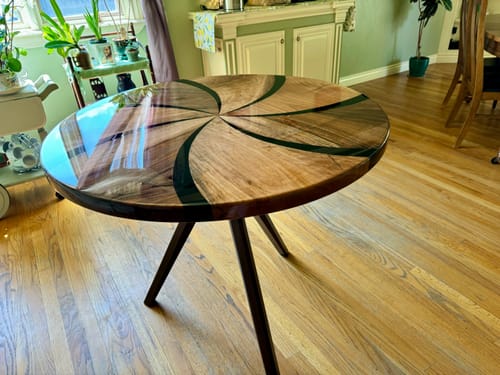 Customer photo review of Epoxy Pedestal Dining Table - Modern Wood Farmhouse Kitchen Table