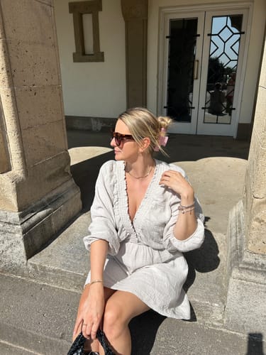 Customer photo review of Nelia Musselin Kleid - Beige