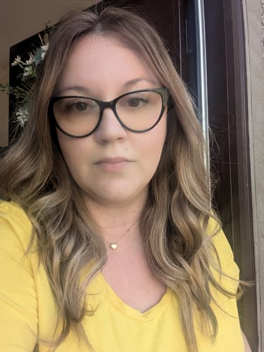 Customer photo review of Double Human Hair Wavy Clip In Hair Extensions - 16" & 22"