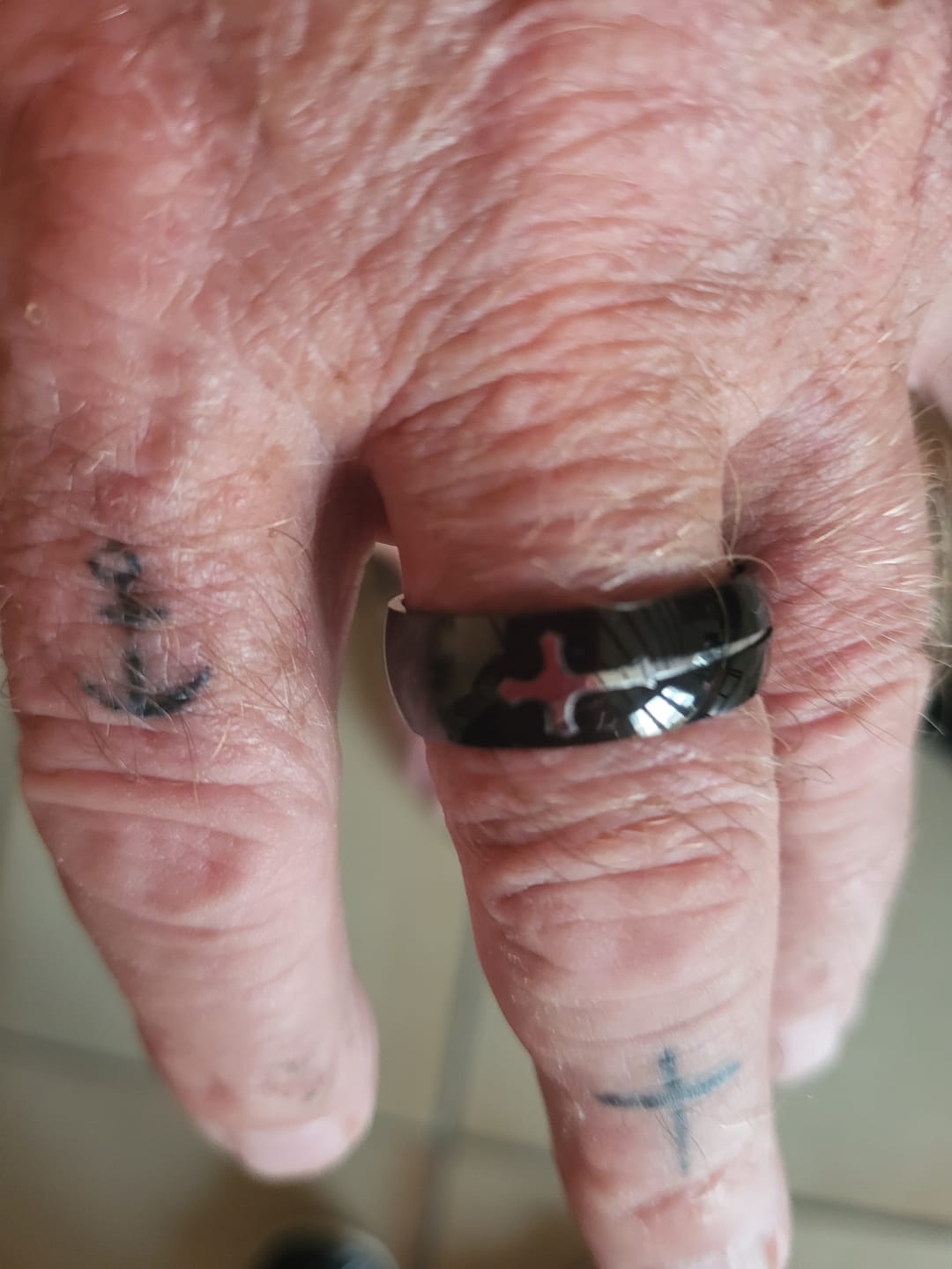 Customer photo review of Bague de la Guerre Sainte