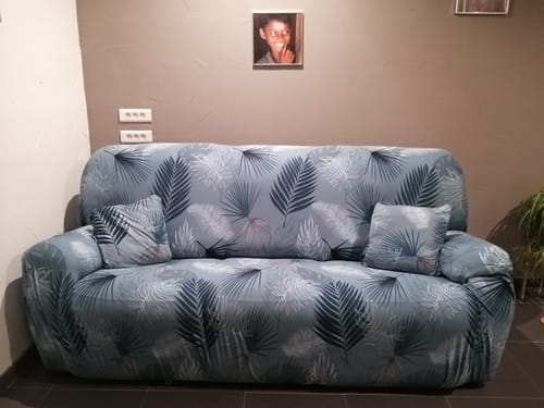 Customer photo review of Vert Jungle - 2 pièces - Housses extensibles de coussin 45 CM X 45 CM