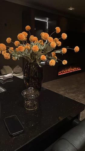 Customer photo review of Fleur de Kiku - Orange (10 tiges)