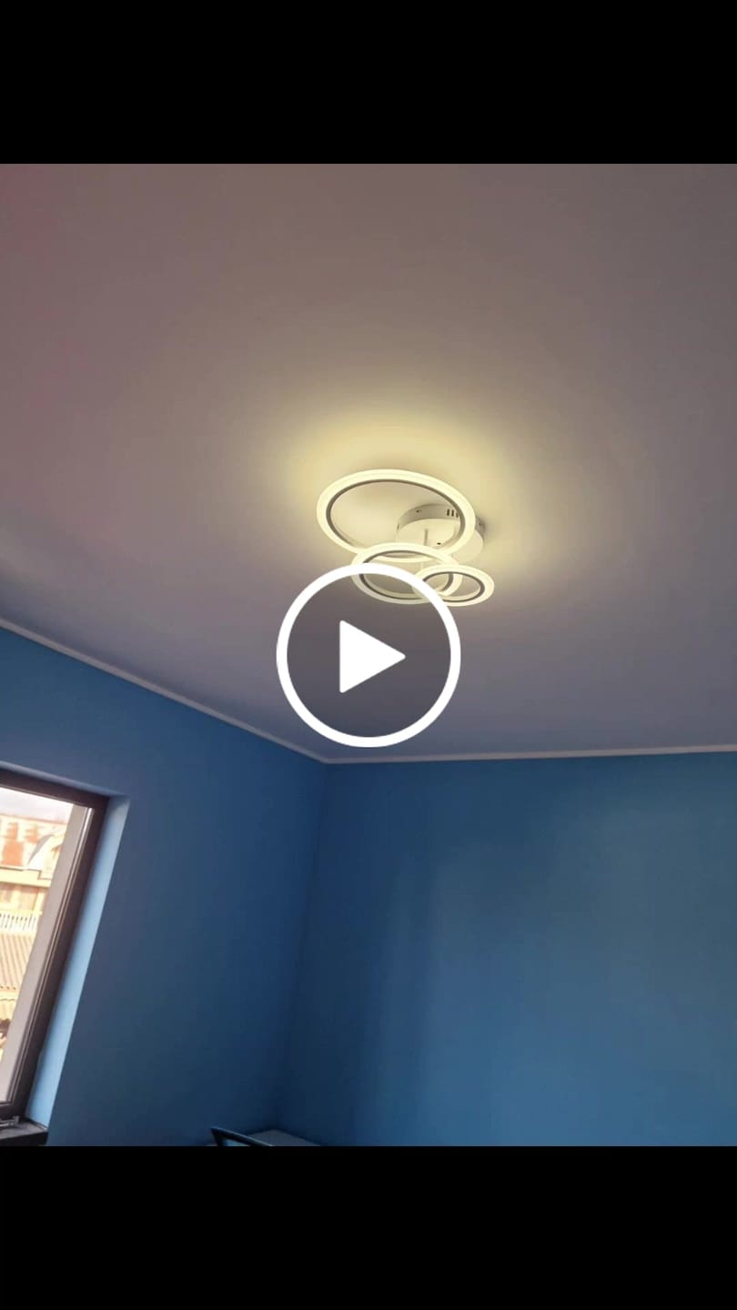 Customer video review of Lustra LED 3 WHITE CIRCLE Echivalent 300W Telecomanda