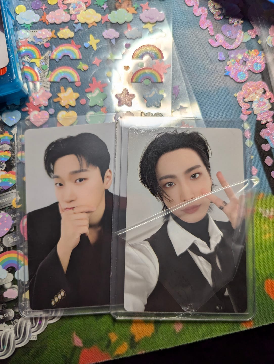 Customer photo review of PREMIUM CLEAR PHOTOCARD TOPLOADER