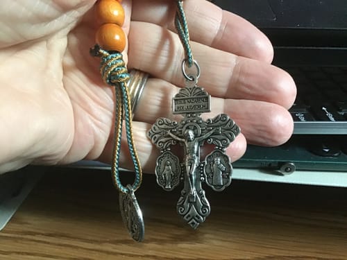 Customer photo review of Discount Today: Olive Wood Beads with Saint Benedict Medal & Crucifix Pocket Rosary