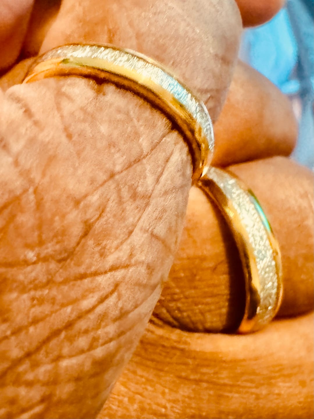 Customer photo review of The Golden Steel 6mm Wonder Ring