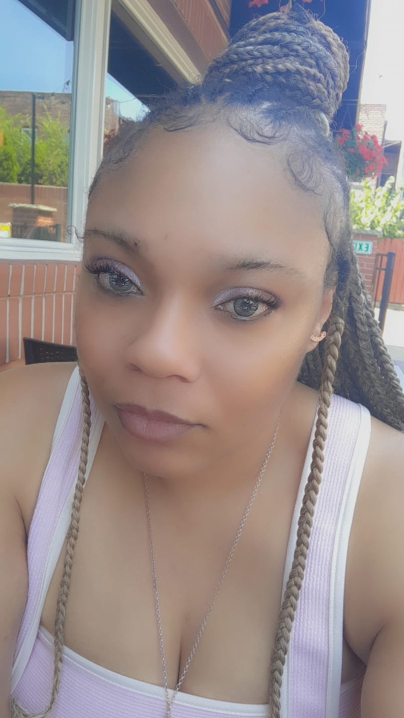 Customer photo review of Perla Green Prescription Colored Contact Lenses