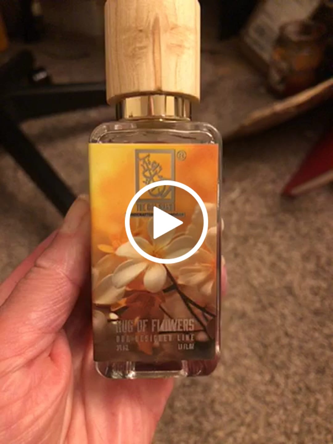 Customer video review of Hug Of Flowers