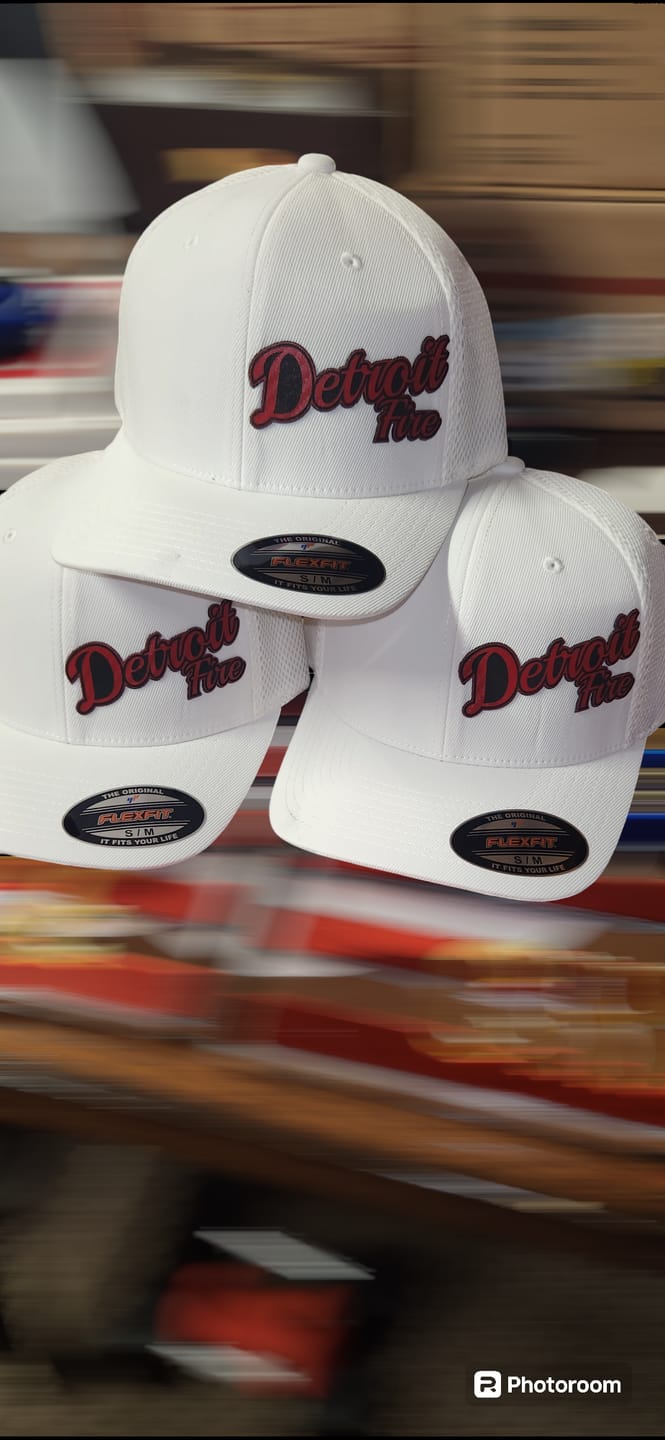 Customer photo review of Flexfit 6533 Ultrafibre & Airmesh Cap