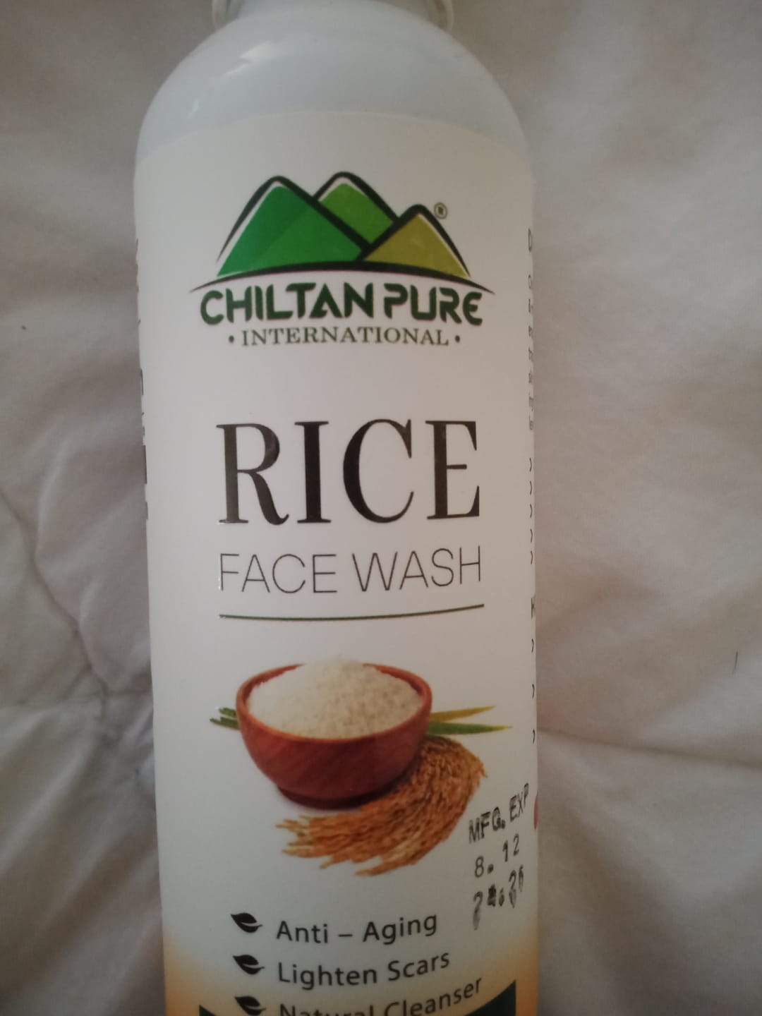 Customer photo review of Rice Face Wash – Acts as a Natural Cleanser, Anti – Aging, Lighten Scars, Mattifies Oily Skin, & Soothes Sun Damage 150ml