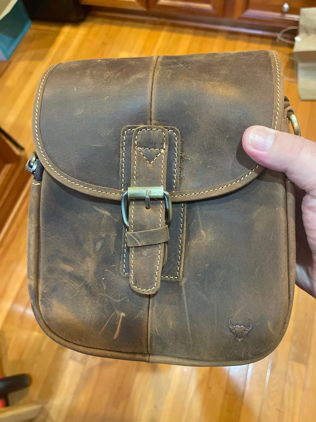 Customer photo review of Zapopan Leather Messenger Pouch