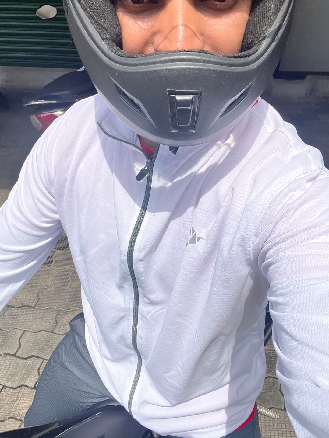 Customer photo review of Pure White - Sunblock Jacket